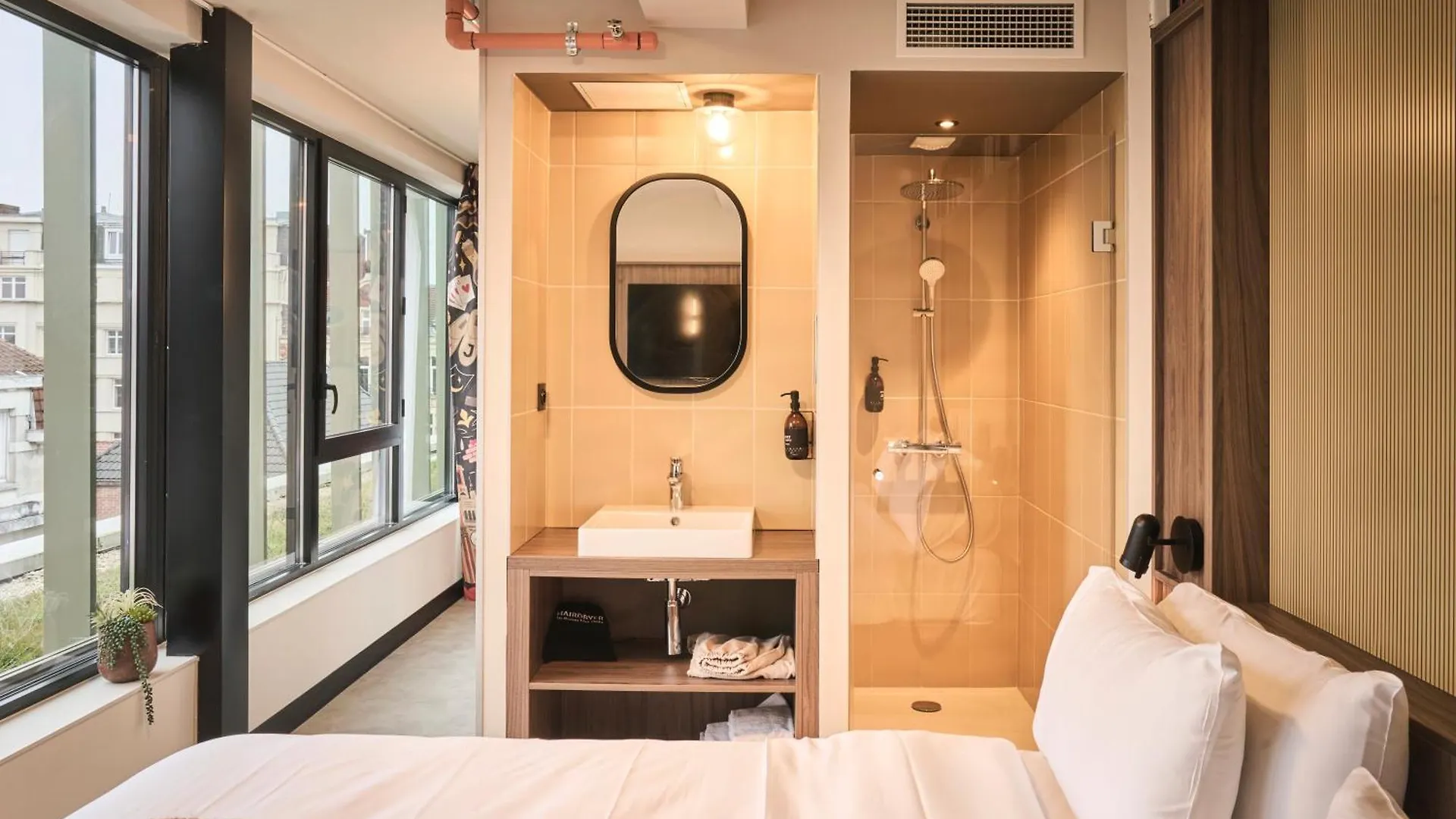 ***  Jost Hotel Lille Centre France